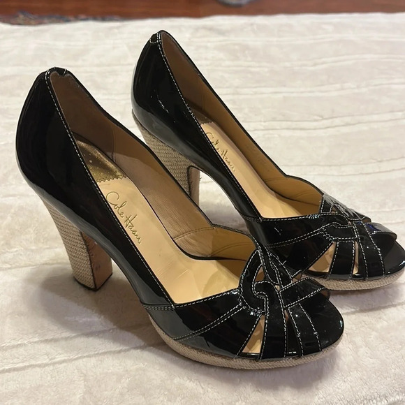 Cole Haan Peeptoe Patent Leather Heels Size 9.5 Medium 4 1/2” heel EUC - Picture 2 of 6